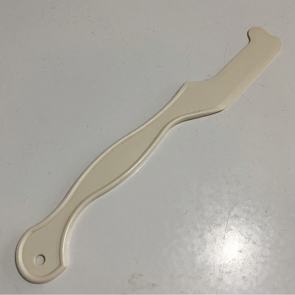 Vintage Mayonnaise Spreader - Picture 2 of 4